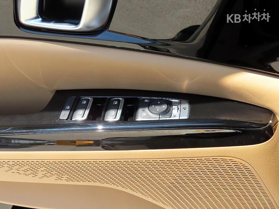 2021 - kia carnival