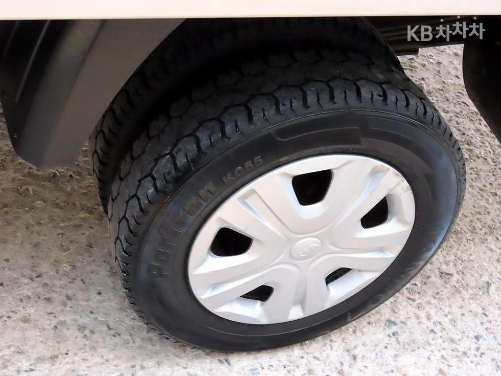 2019 - kia bongo iii
