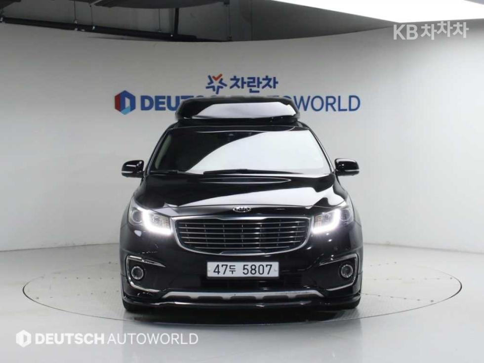 2017 - kia carnival