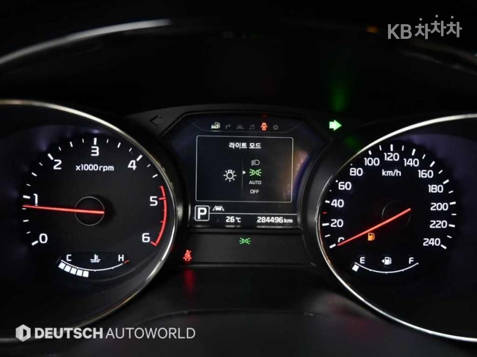 2017 - kia carnival