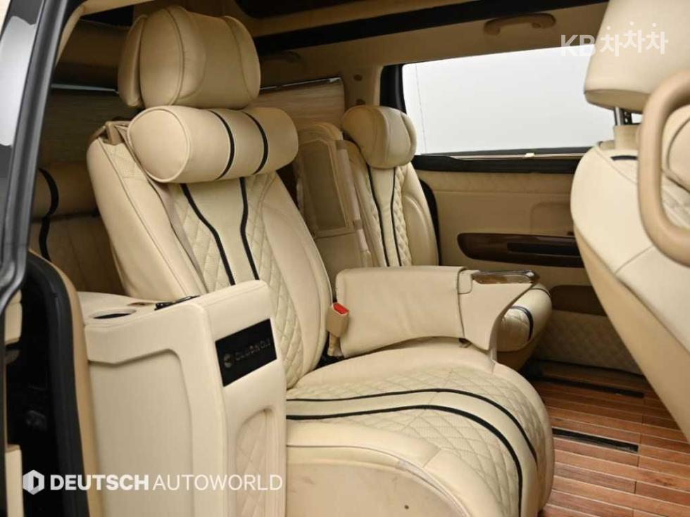 2017 - kia carnival