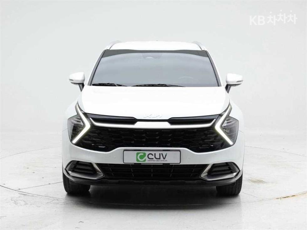 2023 - kia sportage