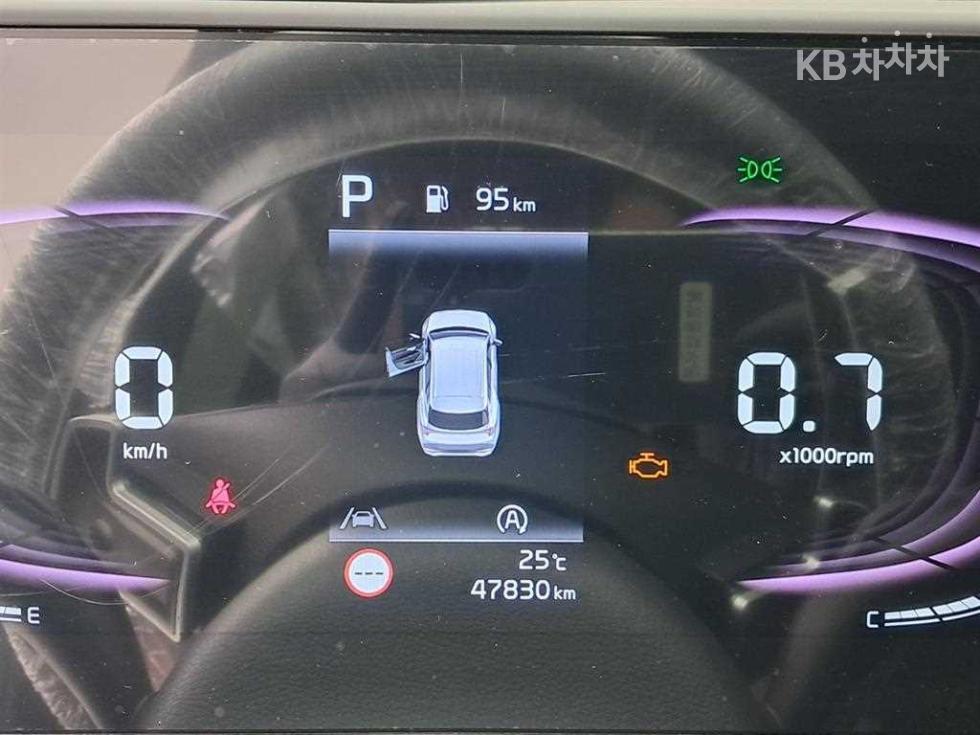2023 - kia sportage