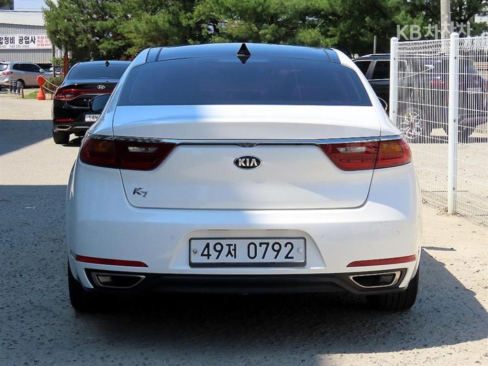 2016 - kia k7