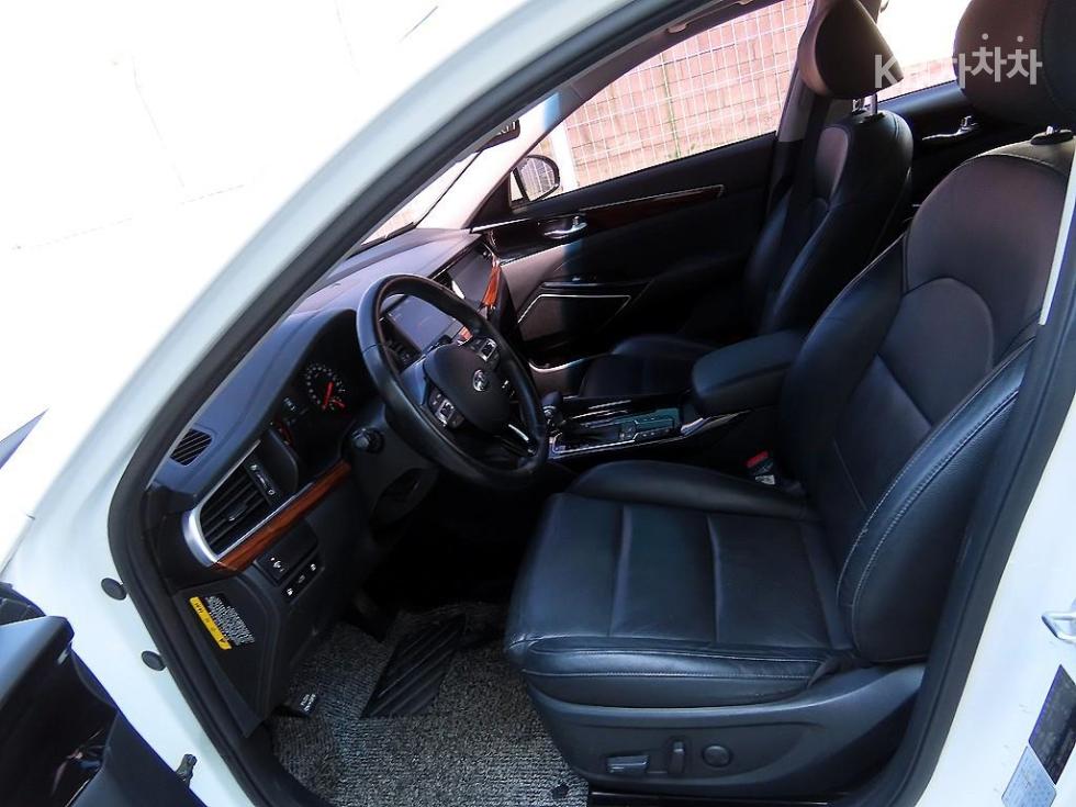 2016 - kia k7