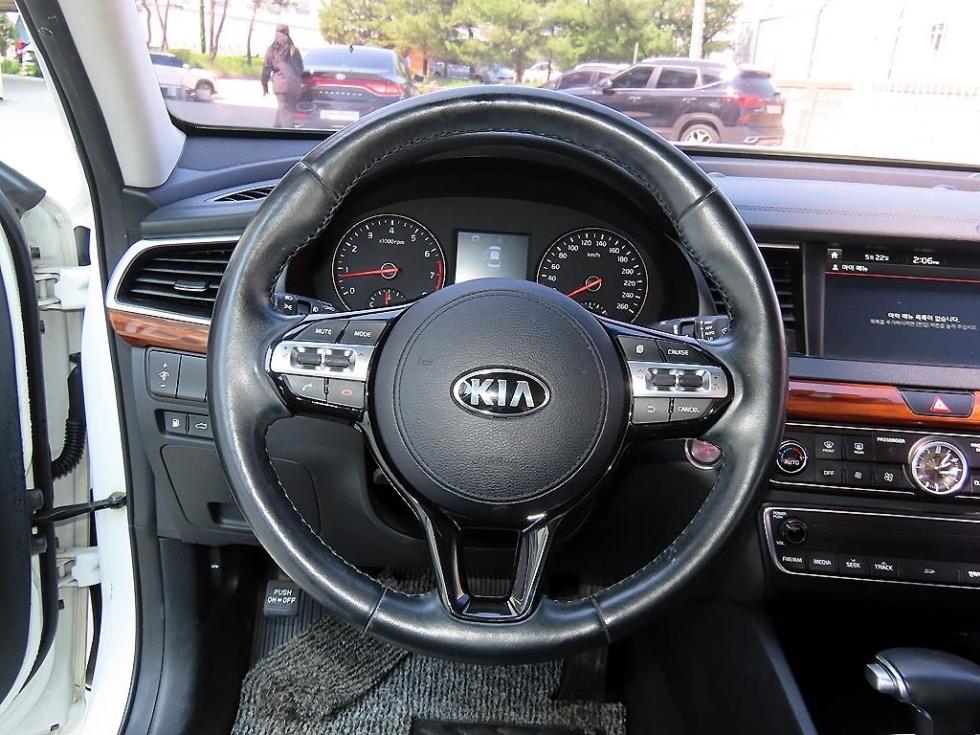 2016 - kia k7