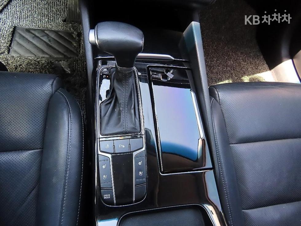 2016 - kia k7