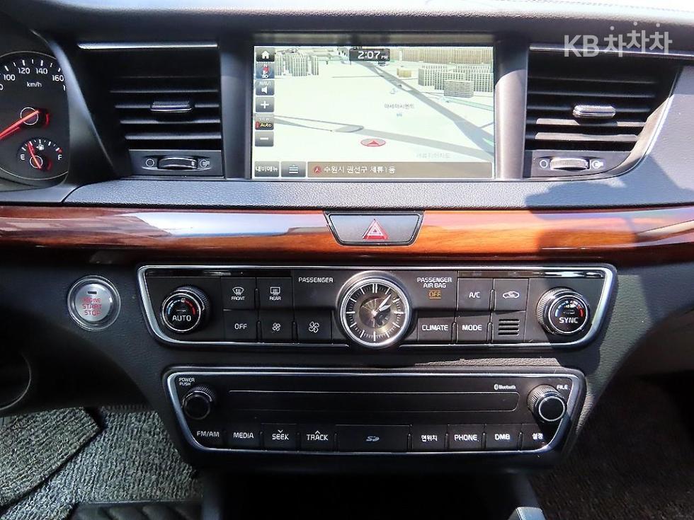 2016 - kia k7