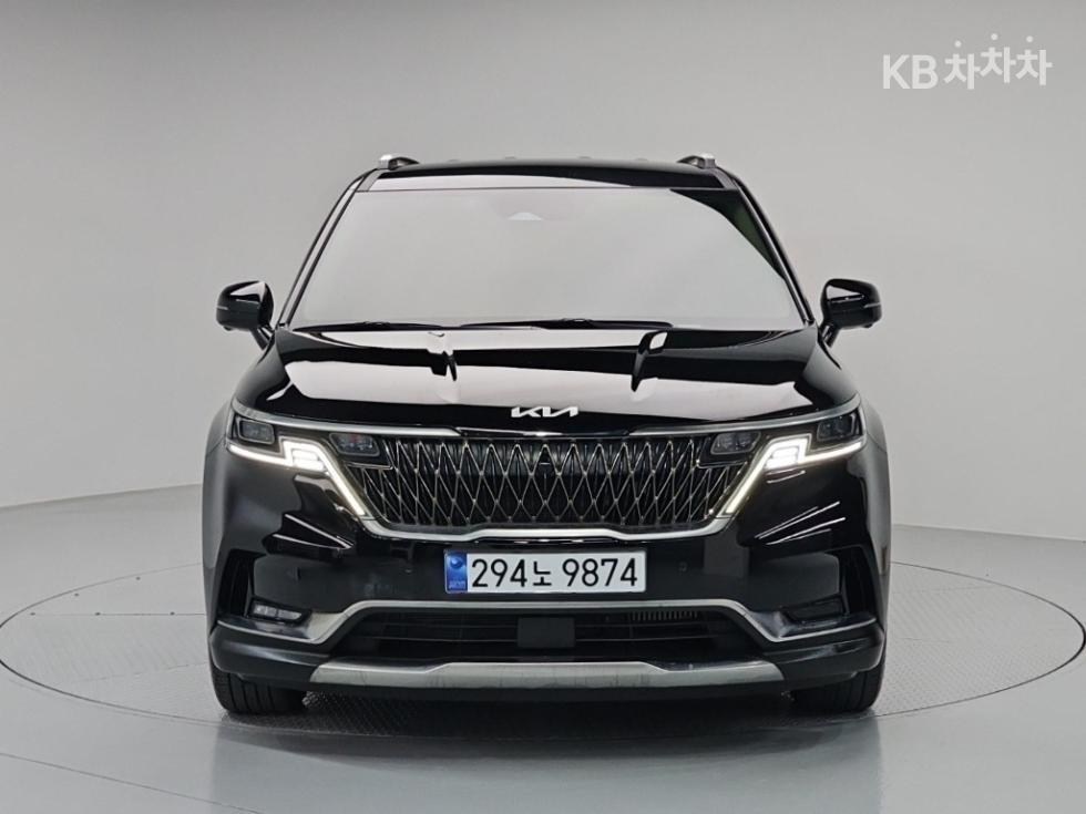 2023 - kia carnival