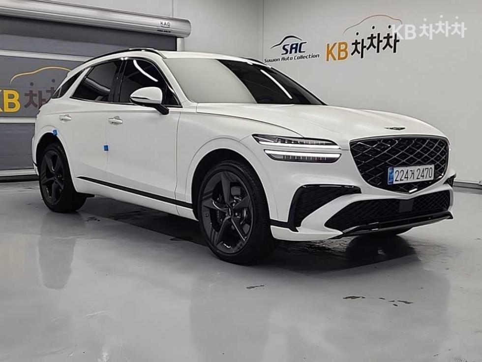 2024 Genesis GV70 photo