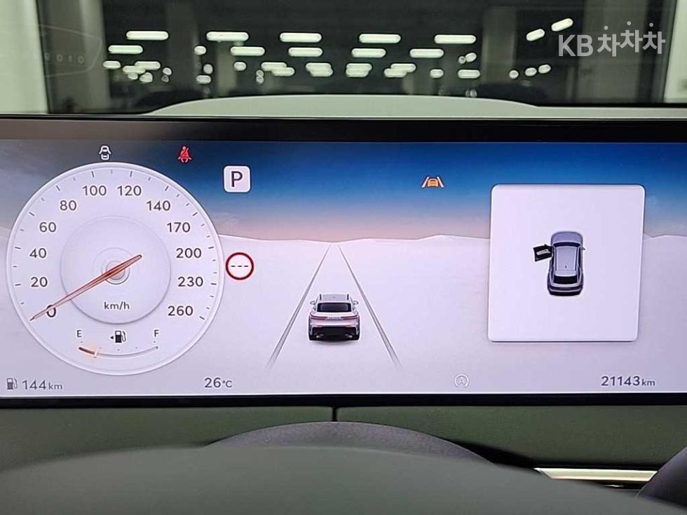 2024 Genesis GV70 photo