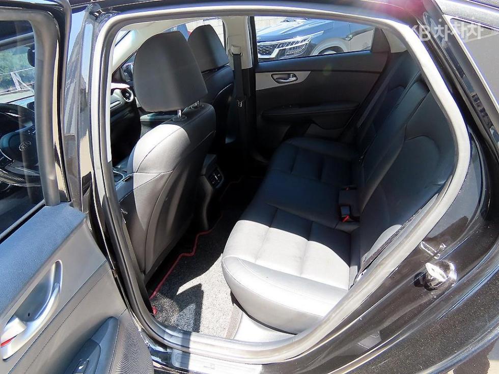 2019 - kia k3