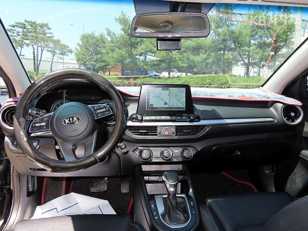 2019 - kia k3