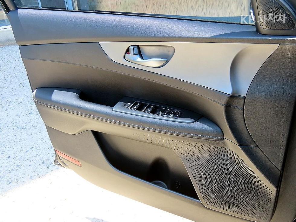 2019 - kia k3