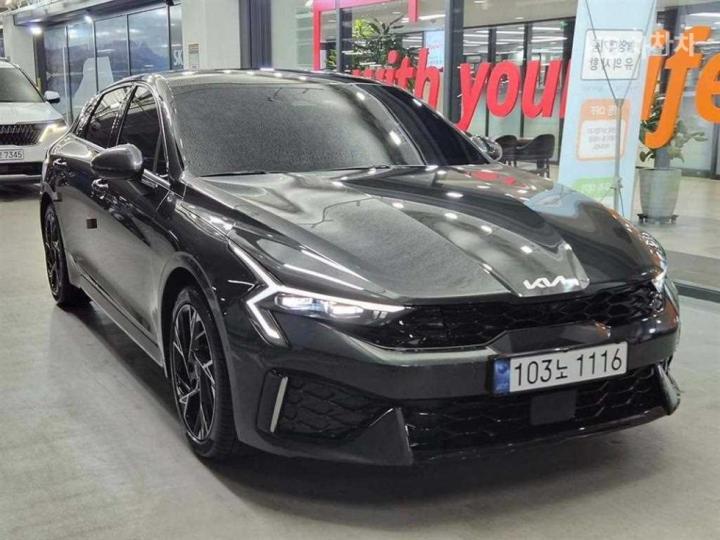 Kia K5 Hybrid 2.0 HEV Signature