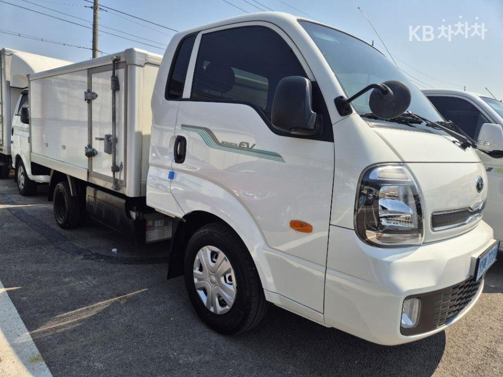 2020 - kia bongo iii