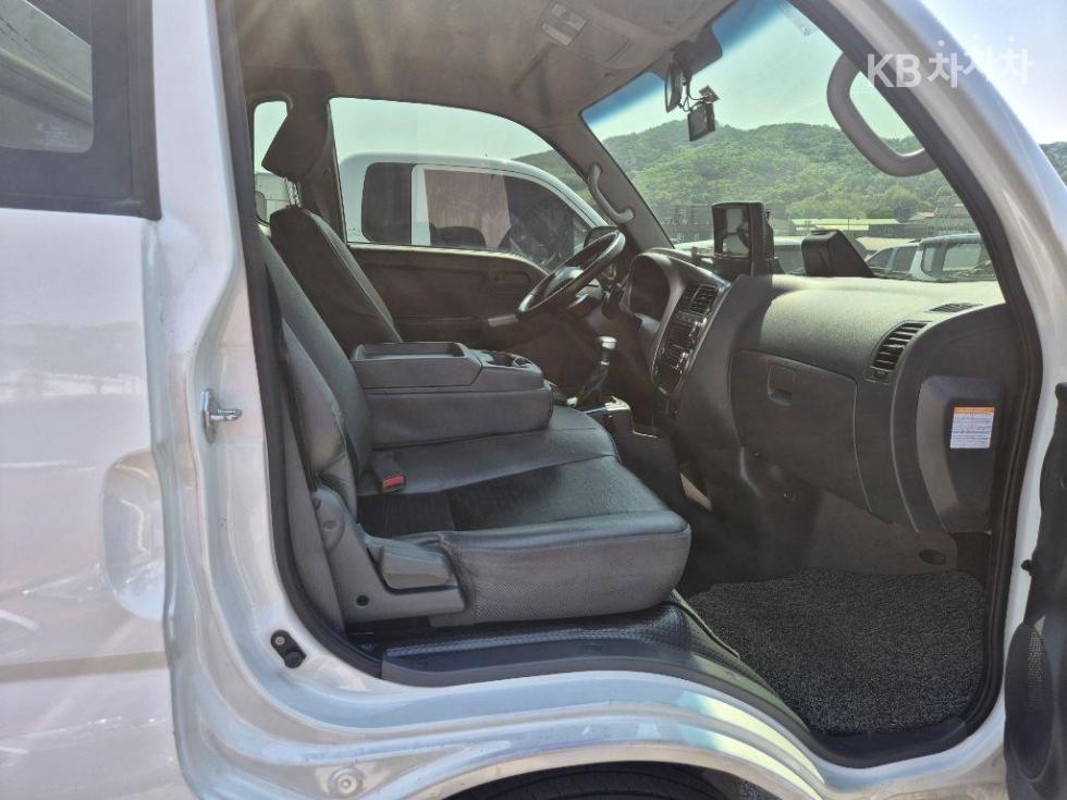 2020 - kia bongo iii