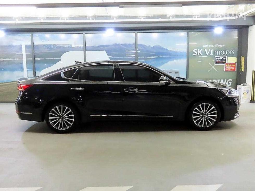 2017 - kia k7