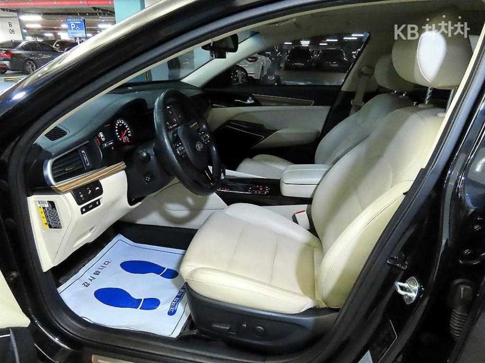 2017 - kia k7