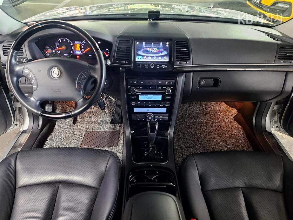 2010 - kia opirus