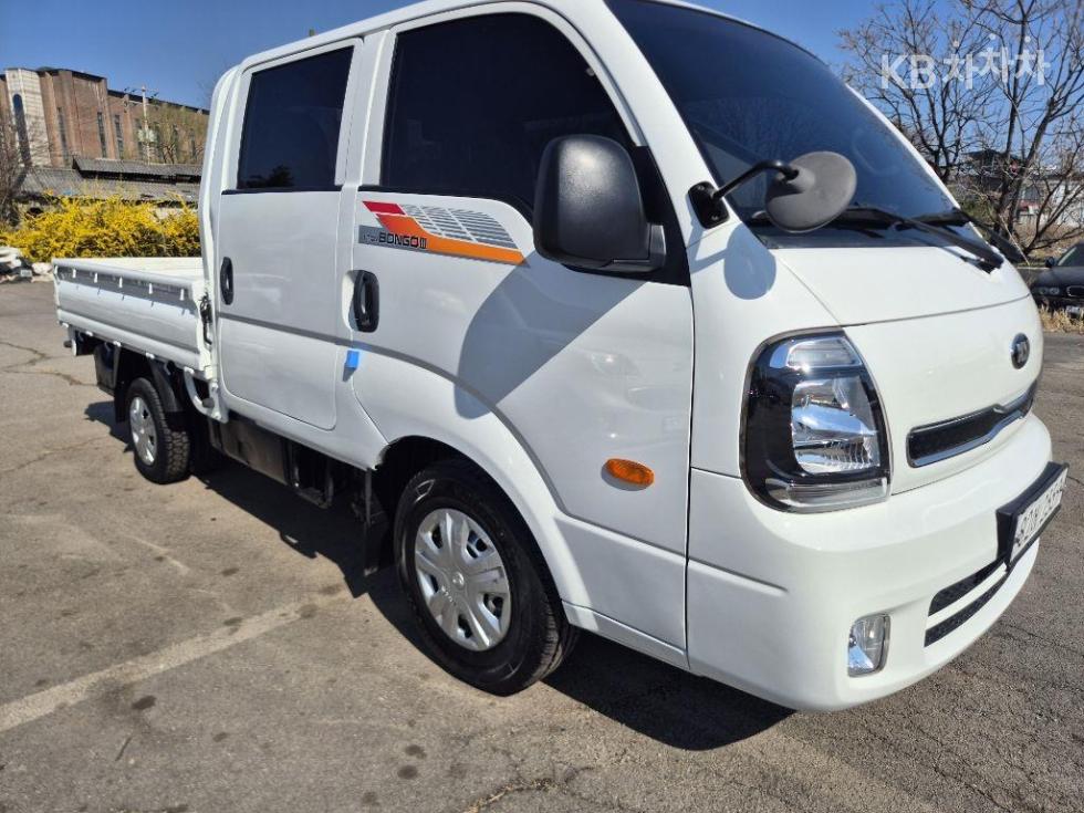 2020 - kia bongo iii