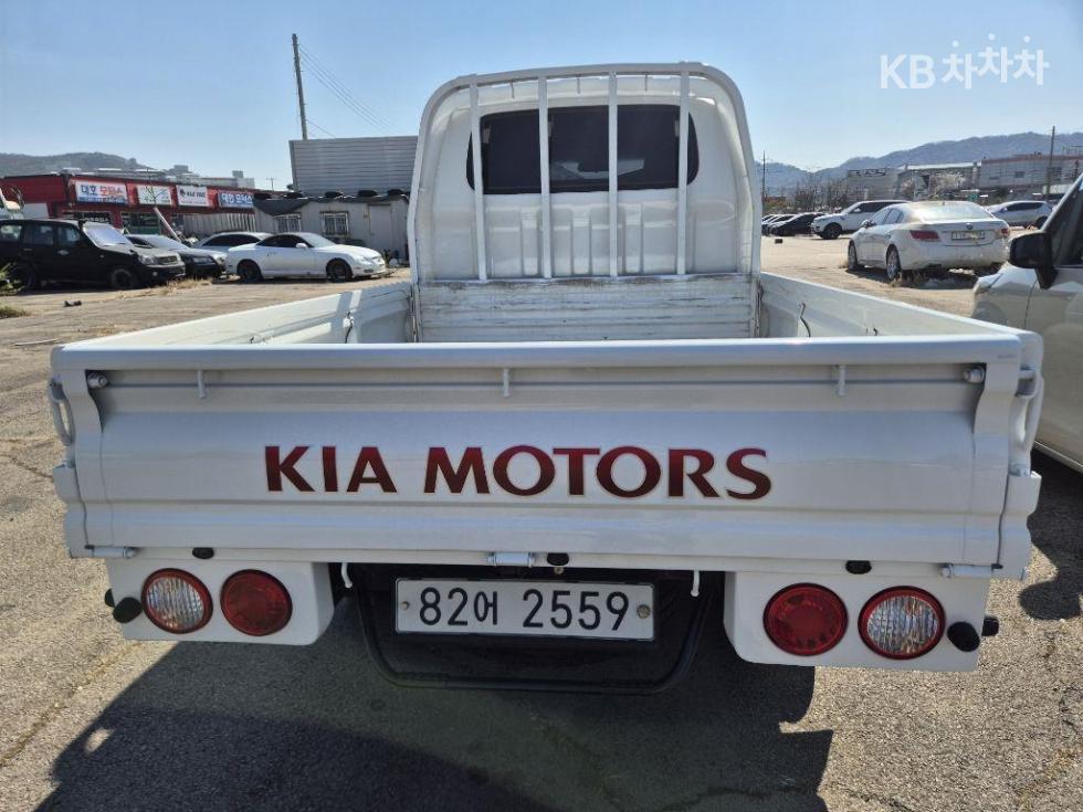 2020 - kia bongo iii