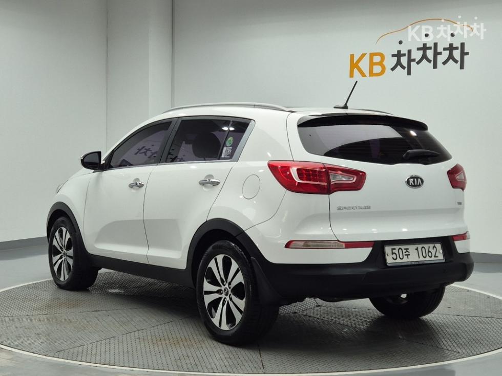 2011 - kia sportage