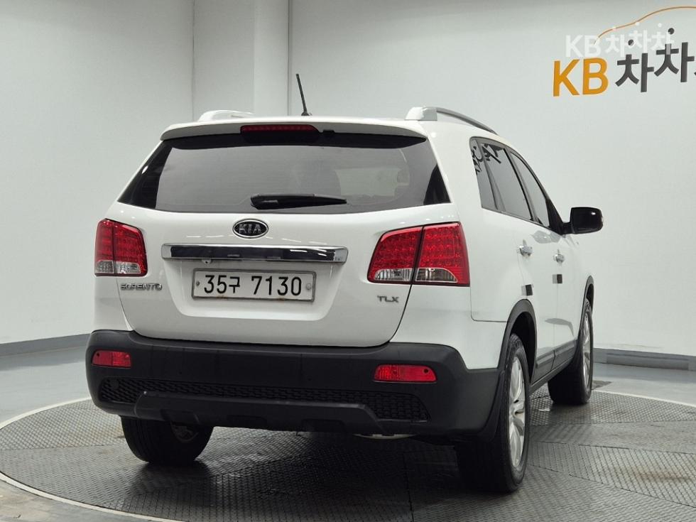 2011 - kia sorento