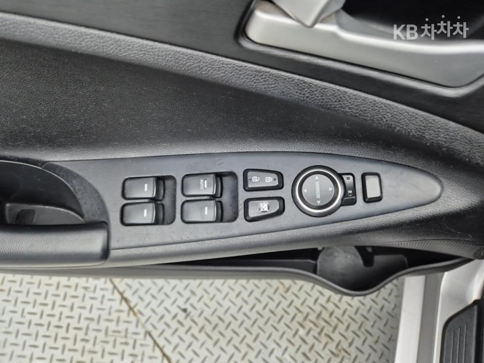 Hyundai Sonata — miniaturë 16
