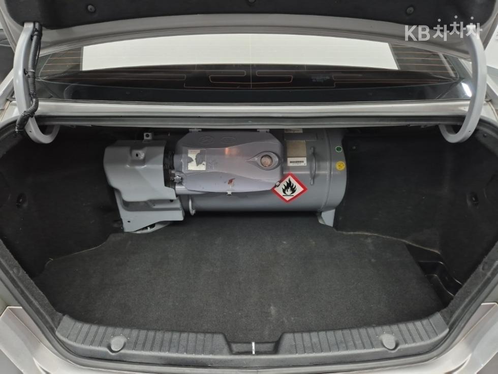Hyundai Sonata — miniaturë 17