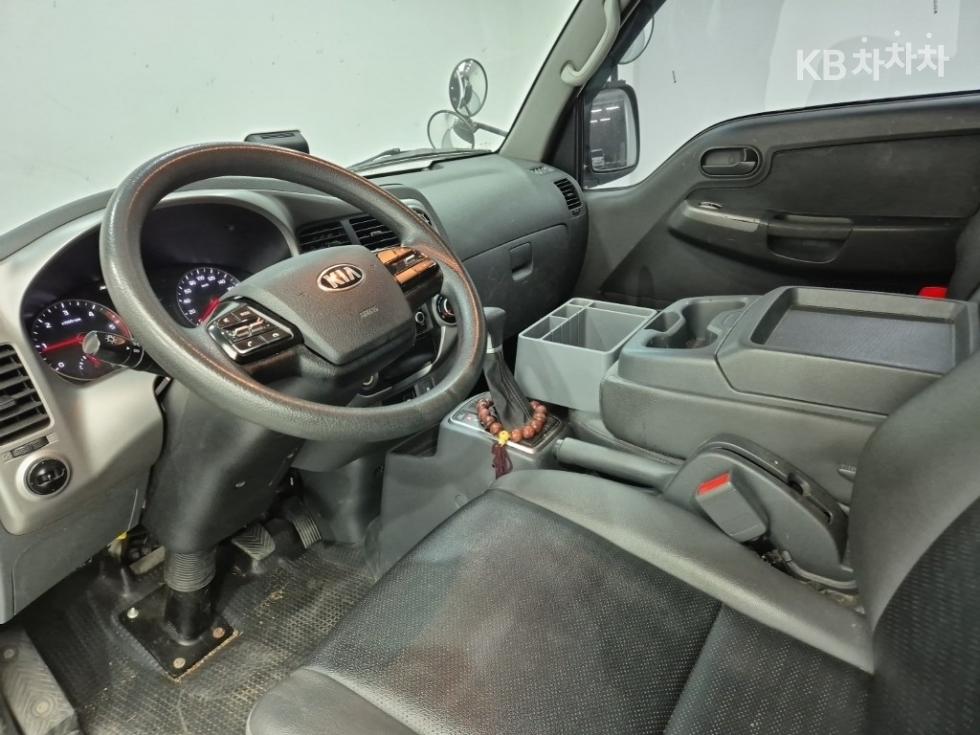 2020 - kia bongo iii