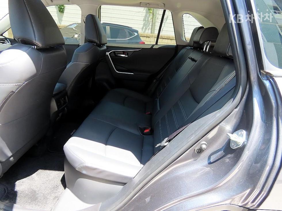 2024 - toyota rav4