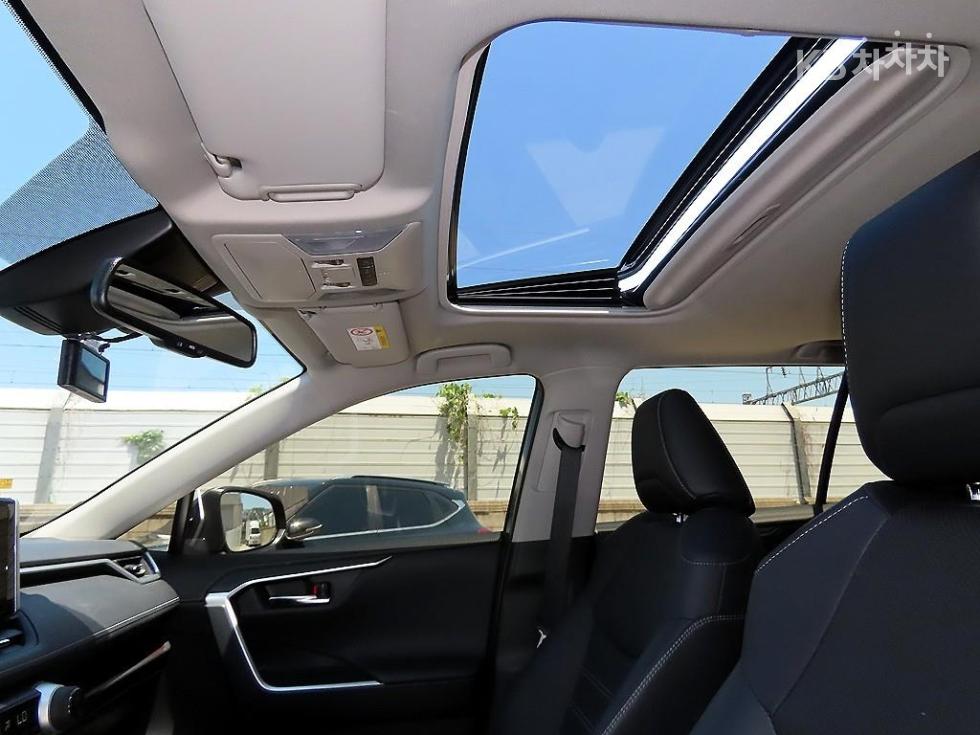 2024 - toyota rav4