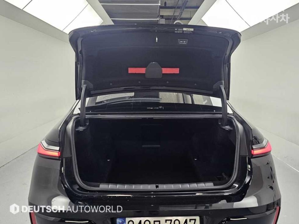 BMW 7er — miniaturë 19