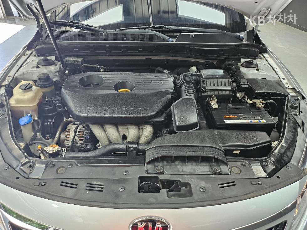 Kia K5 — miniaturë 6