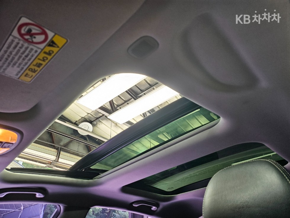 Kia K5 — miniaturë 9
