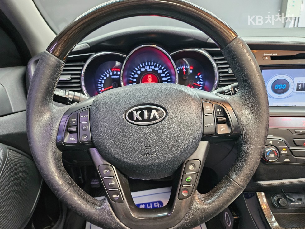 Kia K5 — miniaturë 17