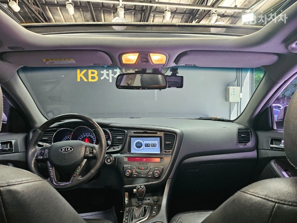 Kia K5 — miniaturë 8