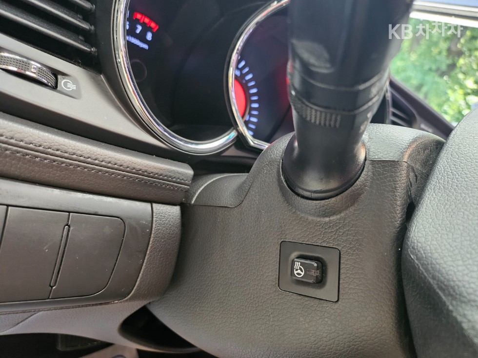 Kia K5 — miniaturë 16