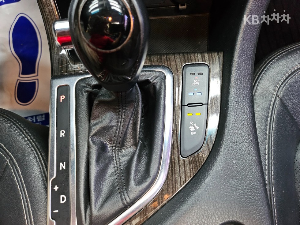 Kia K5 — miniaturë 10