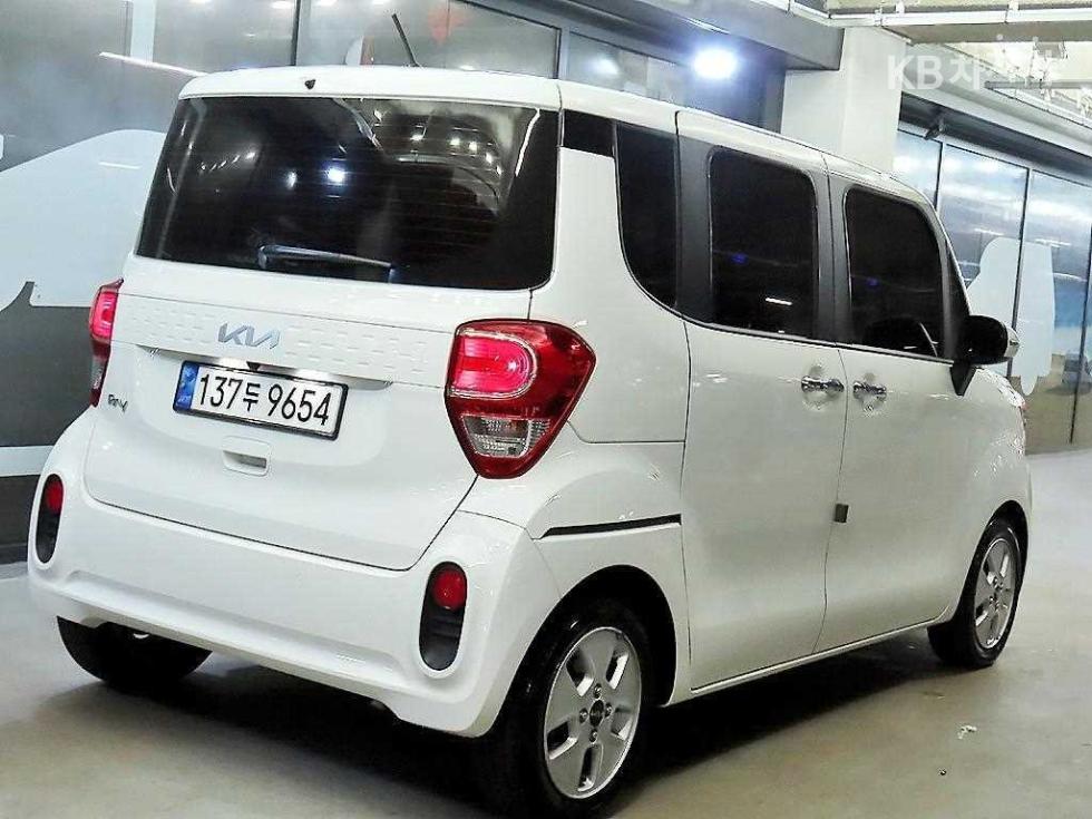 2022 - kia ray