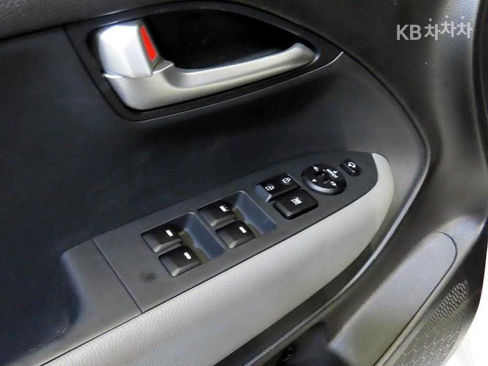 2022 - kia ray