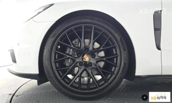 Porsche Panamera 971 3.0 4 Base Type 6
