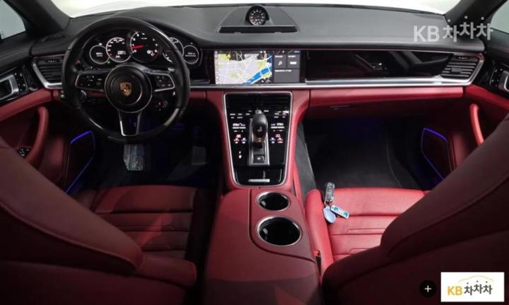 Porsche Panamera 971 3.0 4 Base Type 8