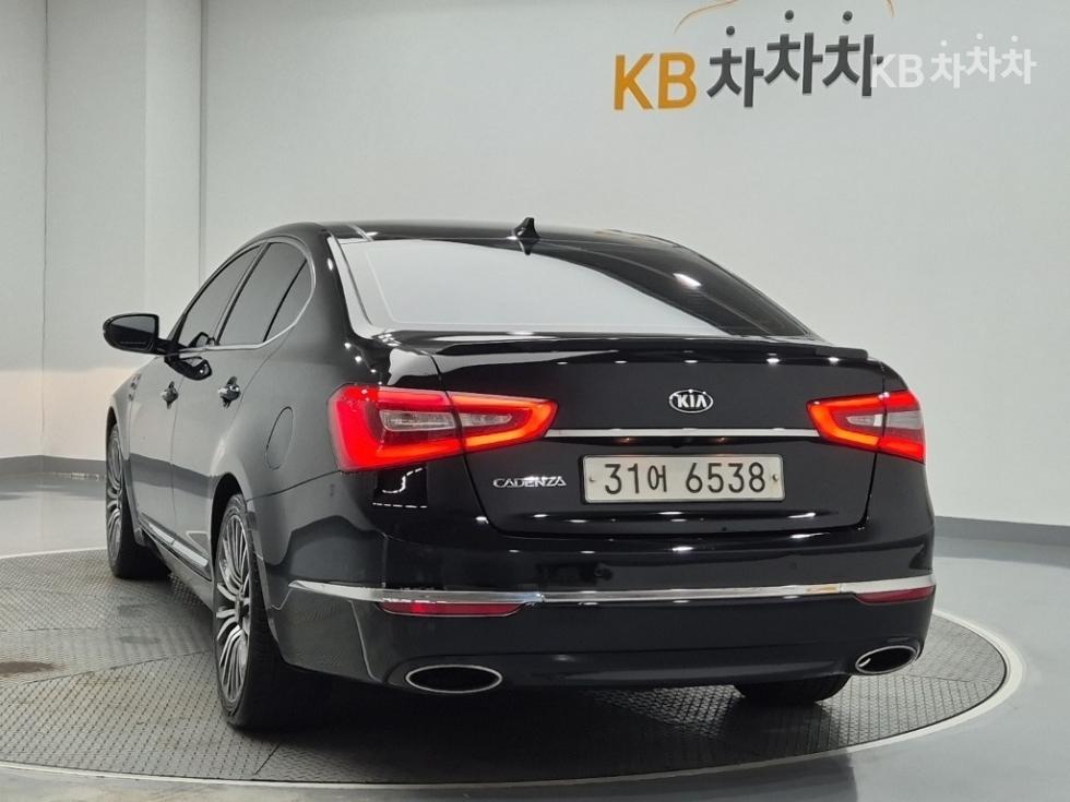 2014 - kia k7