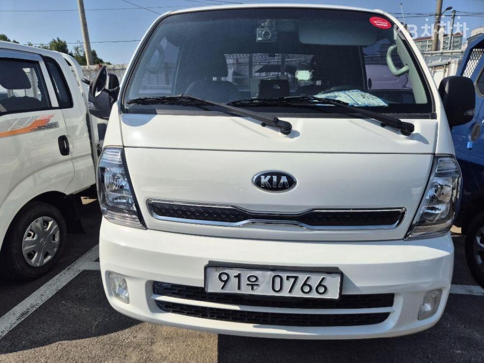 2022 - kia bongo iii