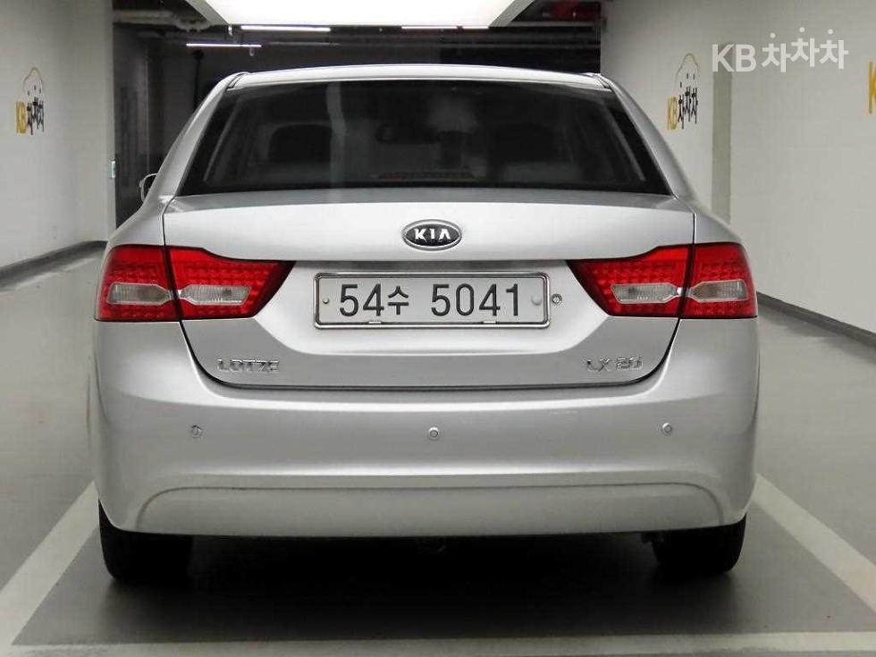 Kia K5 — miniaturë 3
