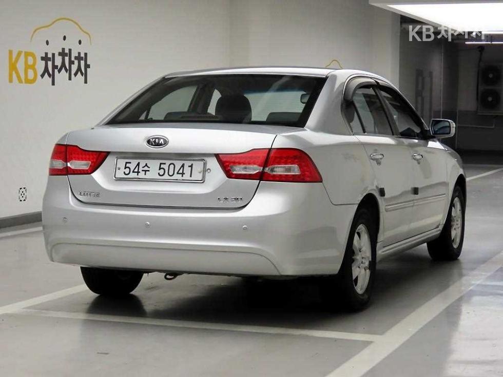 Kia K5 — miniaturë 4