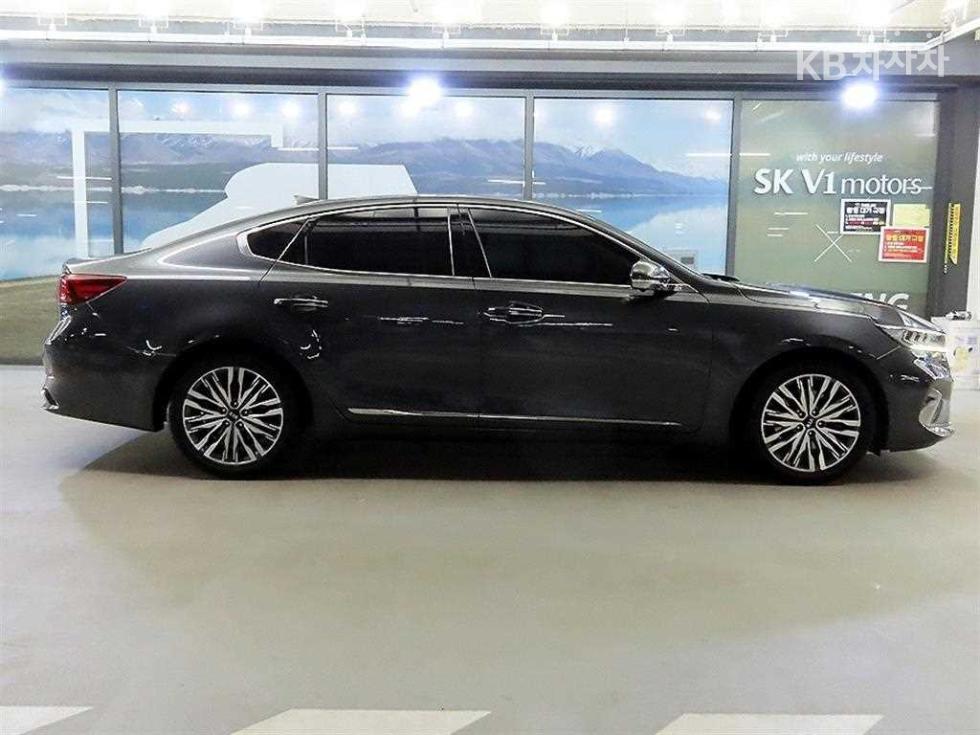 2021 - kia k7
