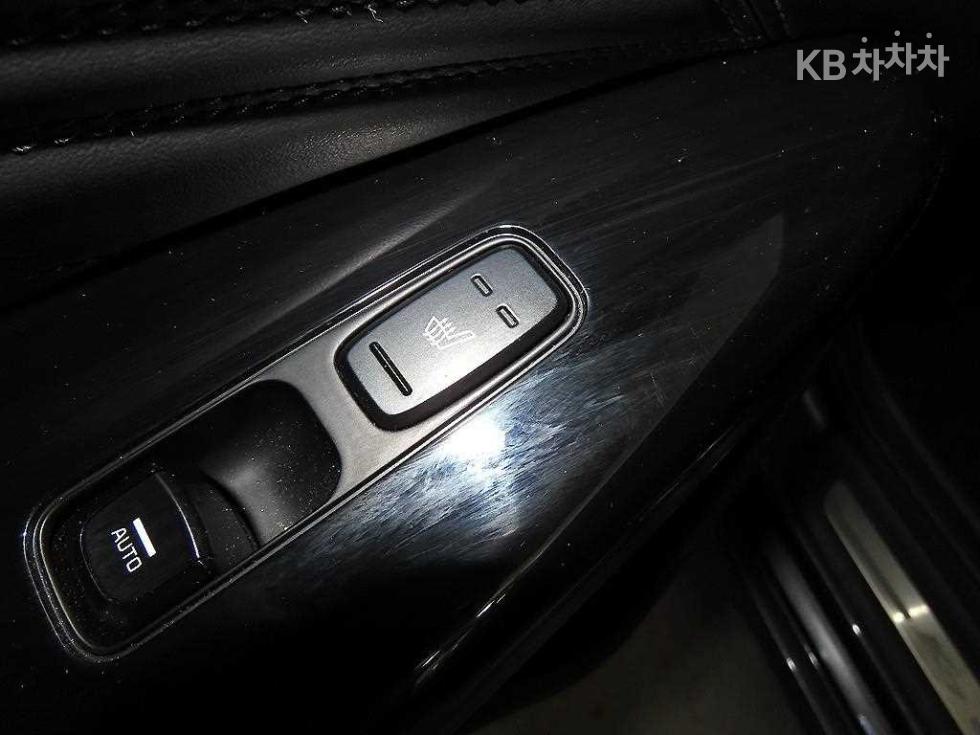 2021 - kia k7